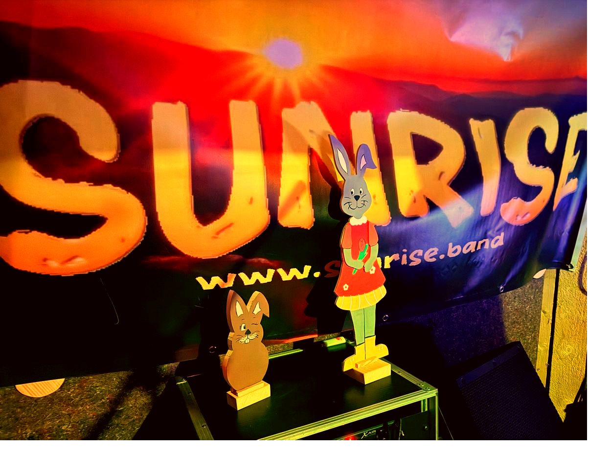 SUNRISE Banner